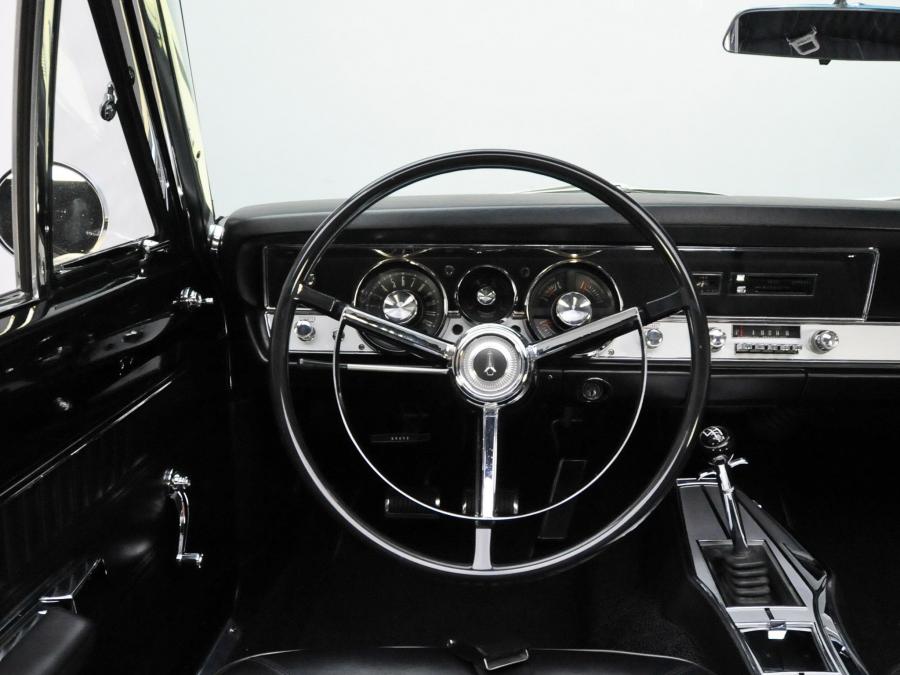  Plymouth Barracuda Formula S 383 Convertible 1967 года  (фото 8 из 12)